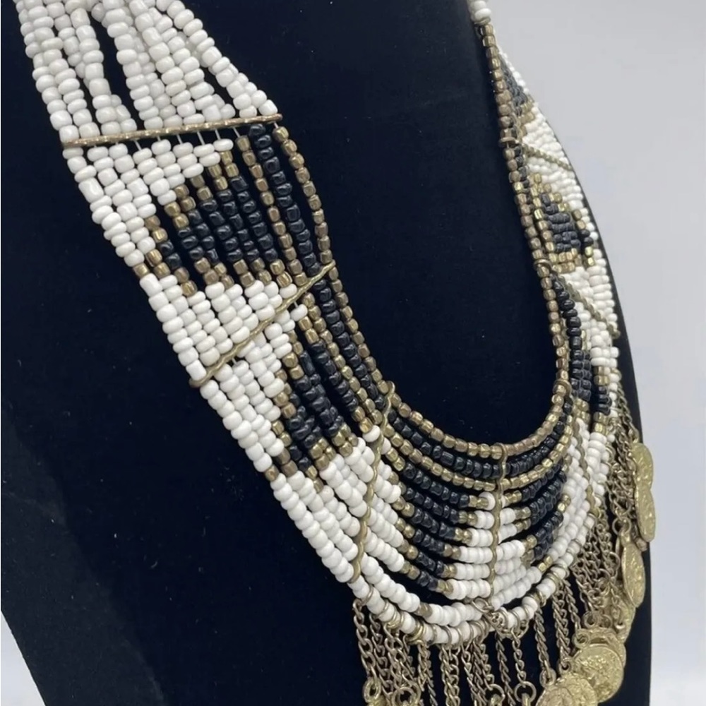 Statement Necklace - Picture 3 of 6